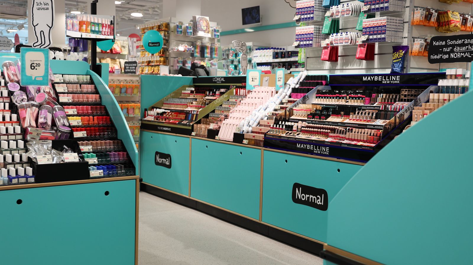 NORMAL "MARIAHILFER STRAßE STORE OPENING"